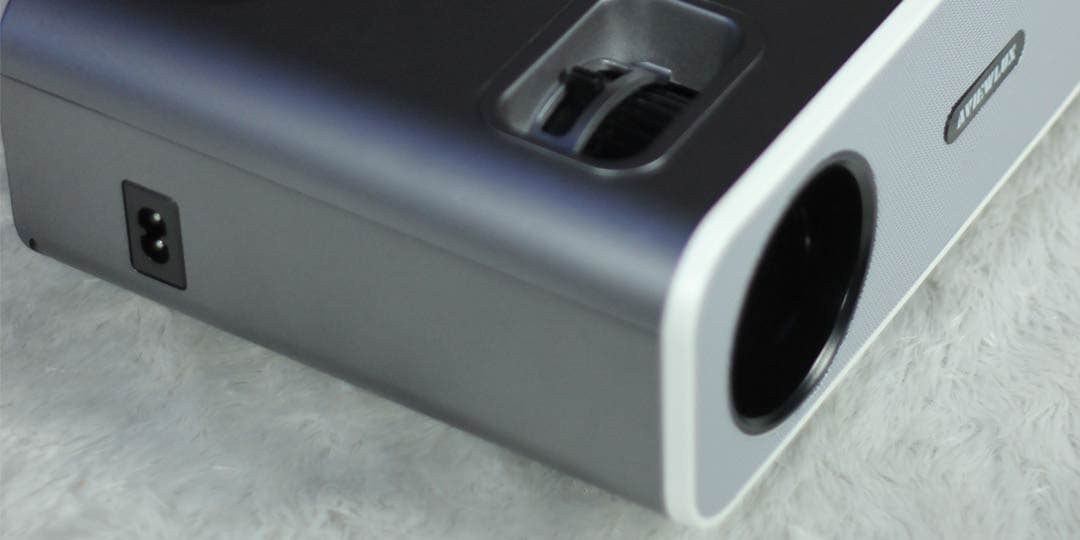 Review Proyektor Cheerlux C12D DVB: Memperkaya Pengalaman Menonton di Rumah