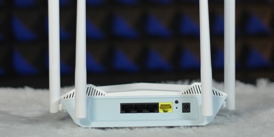 Review D-Link R15: Router Kencang Buat Kamu yang Hobi Streaming dan Gaming!