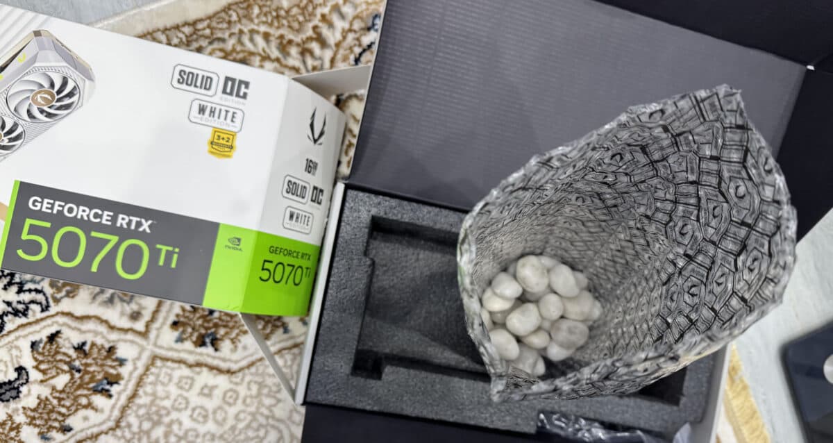 Pesan RTX 5070 Ti, Datangnya Batu Kerikil! Kisah Apes Pembeli Ini Viral