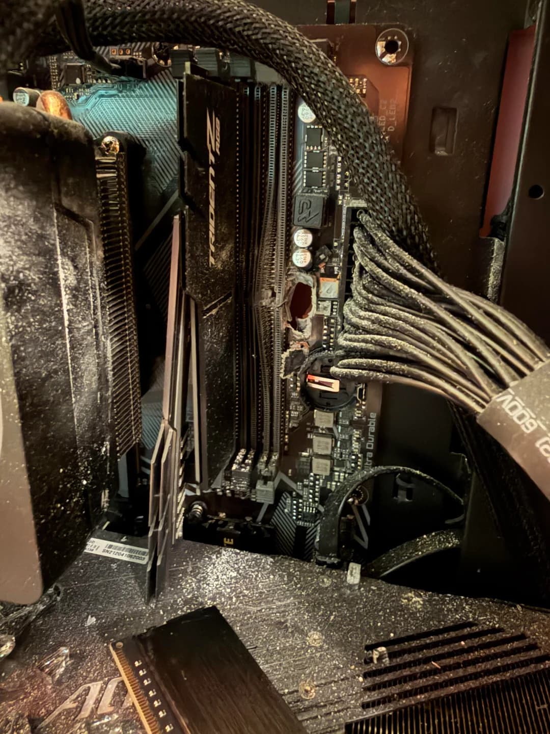 Keajaiban Nyata! PC Gaming Selamatkan Nyawa Seorang Gamer dari Peluru Nyasar Tetangga